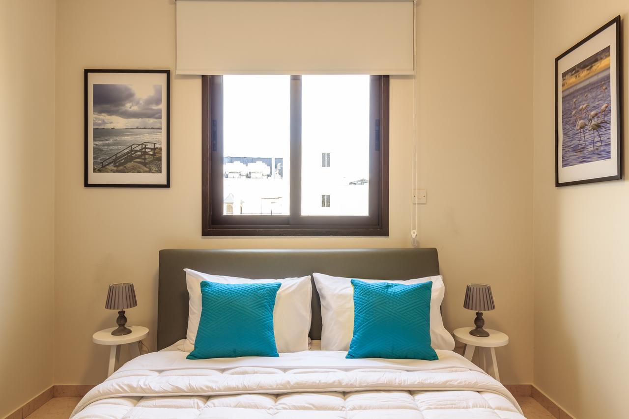 Soho City Apartments Larnaca Extérieur photo